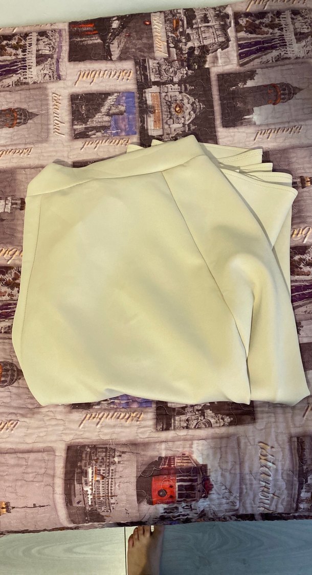 Bej Kadın Alt Üst Etekli Takım - Görsel 3