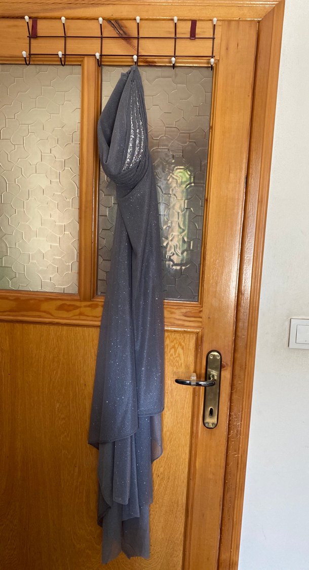 Gri Uzun Drapeli Ofis Elbisesi - Görsel 2