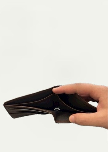 Kahverengi çıkarılabilir kartlık bölümü olan Erkek Cüzdanı - Görsel 3