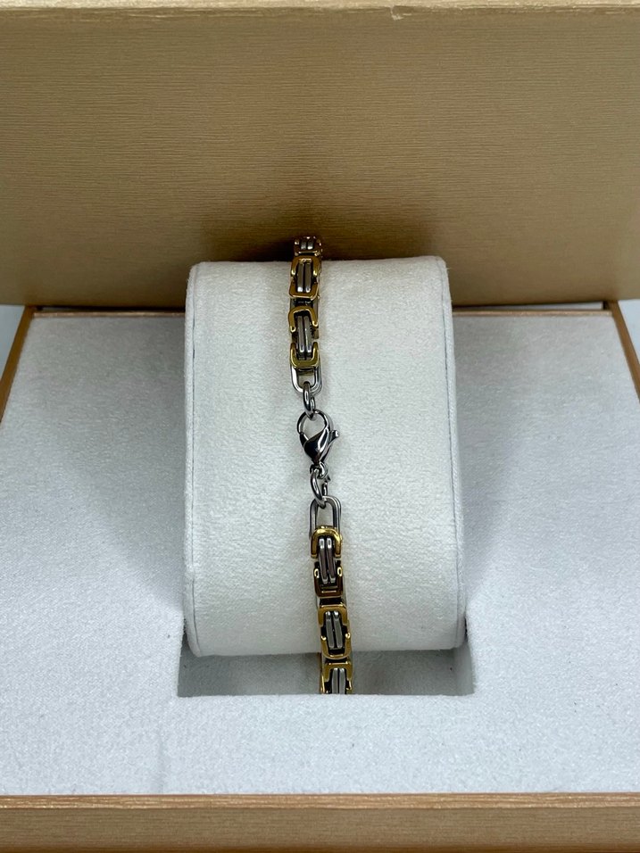 Zincir Detaylı Altın ve Gümüş Renk Çelik Erkek Bileklik - Görsel 3