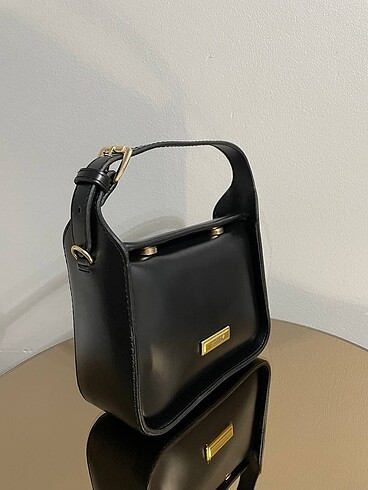 Zara Mini el çantası ve zincirli çapraz çanta