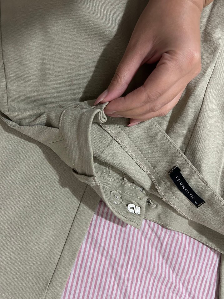 Kadın Haki Midi Pilili Kumaş Pantolon - Görsel 5