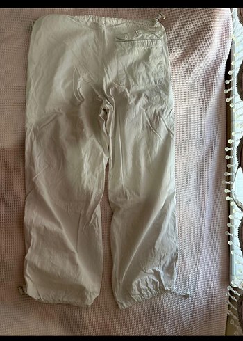 Beyaz Halter Yaka Crop Top - Görsel 2