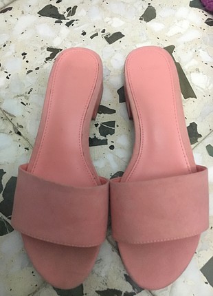 Bershka 35 numara terlik