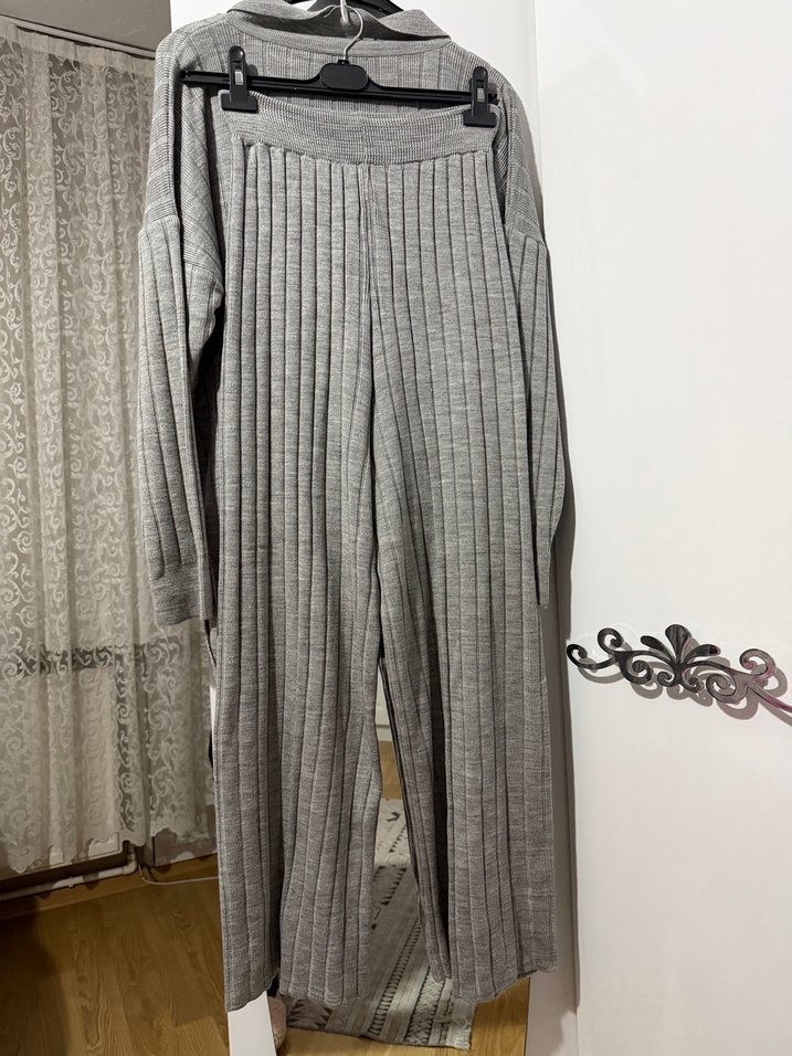 Gri Uzun Kollu triko takım - Görsel 4