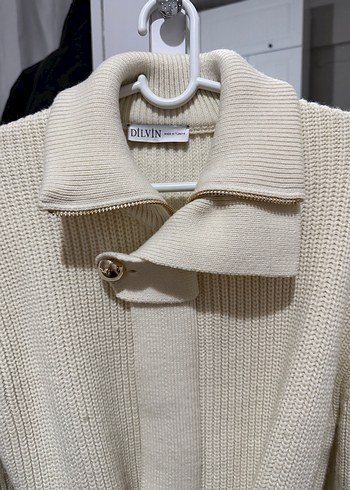 Beyaz Boğazlı Kemerli Kadın Kazak - Görsel 4