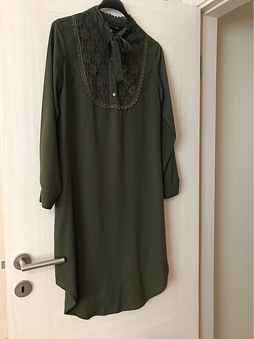 Haki Robası Dantelli Tunik
