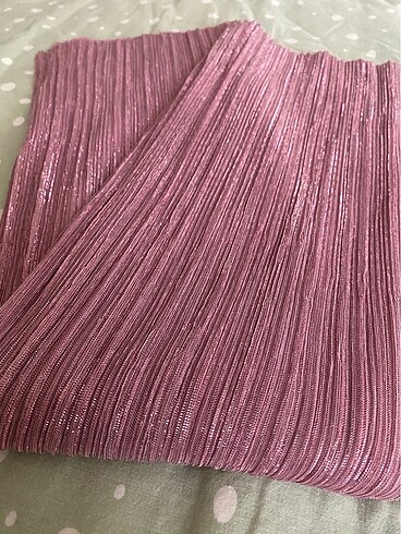 Pembe simli şal
