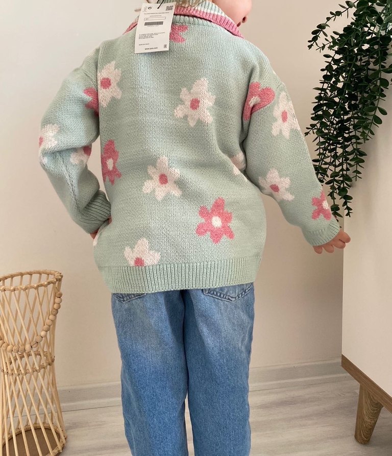 Çiçek Desenli  Triko Kazak - Görsel 3