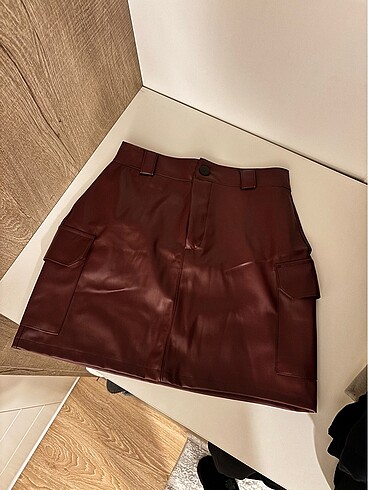 Bordo suni deri etek