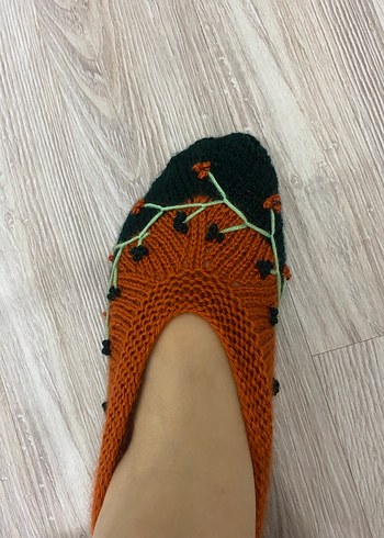 Nakışlı Örgü Kadın Ev Terliği - Görsel 4