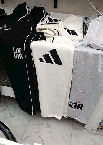 Adidas m