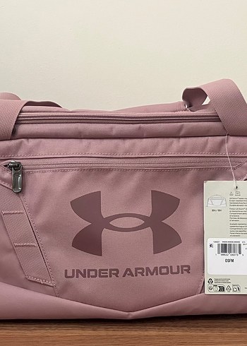Beden Under Armour Fermuarlı Spor Çantası