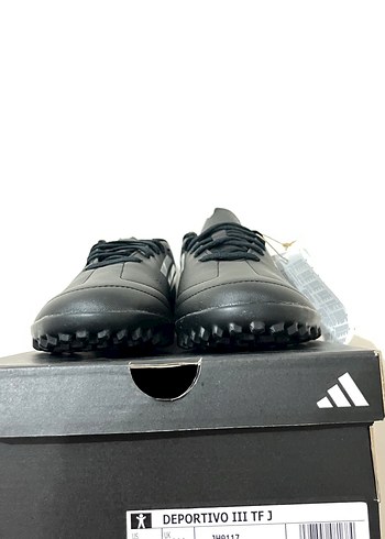 tek ebat Beden siyah Renk Adidas Erkek Siyah Futbol Ayakkabısı Velcro
