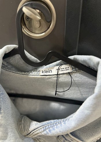 m Beden Gri Mini Kadın Denim Ceket Zincir Detaylı