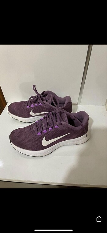 Nike Ayakkabı