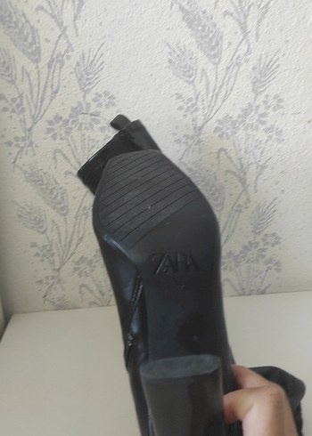 Siyah Deri Stiletto Topuklu Bot - Görsel 3