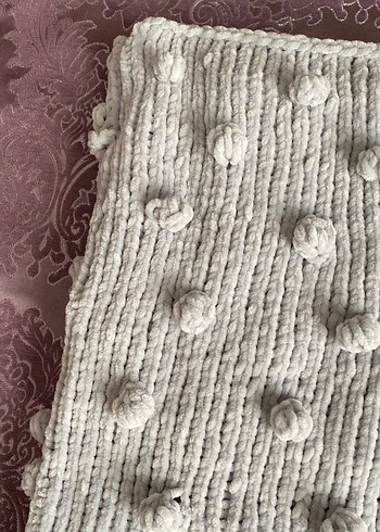 Beyaz Örgü Çocuk Battaniyesi - Görsel 2