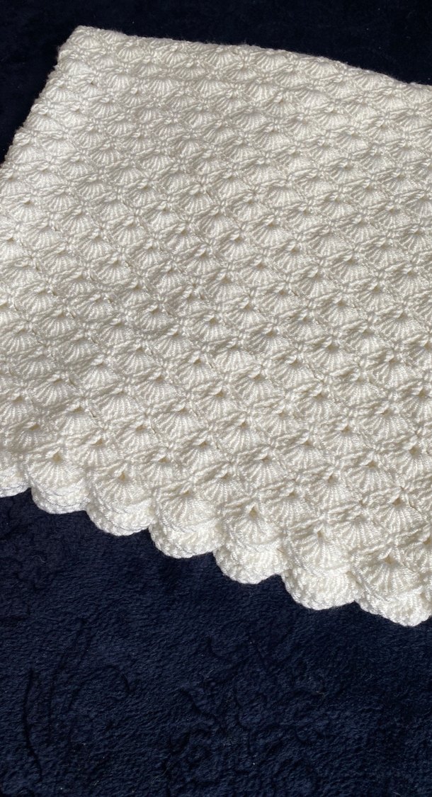 Beyaz Örgü Çocuk Battaniyesi - Görsel 2