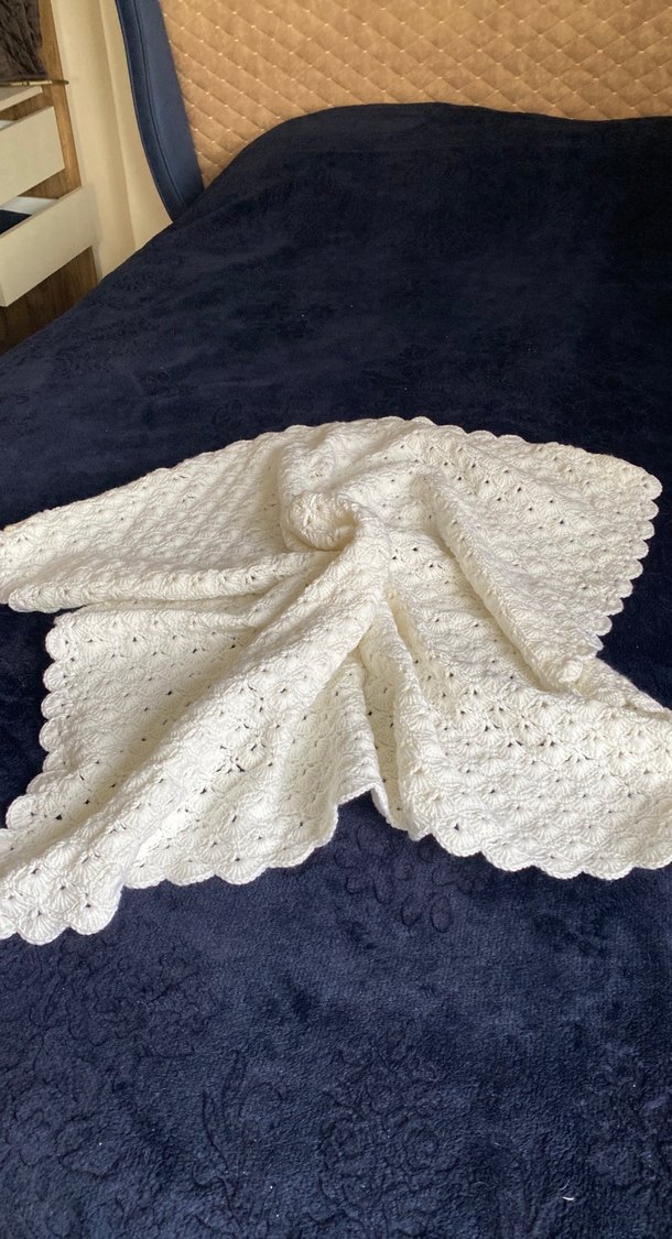 Beyaz Örgü Çocuk Battaniyesi - Görsel 3