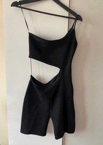 Siyah Askılı Mini Tulum Bershka - Görsel 3