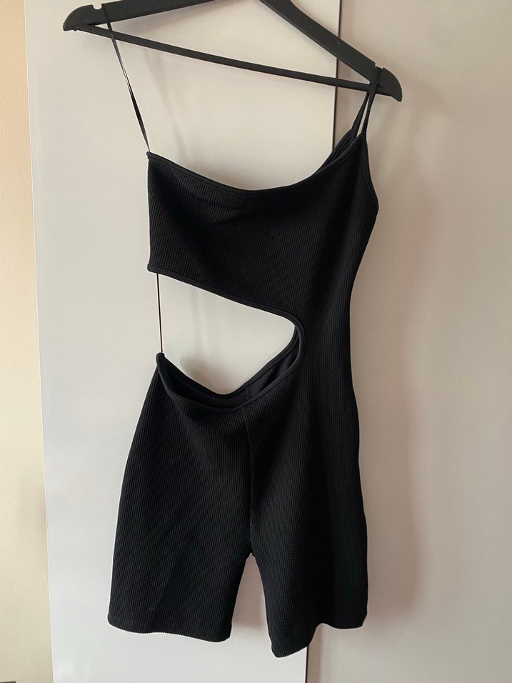 Siyah Askılı Mini Tulum Bershka - Görsel 3