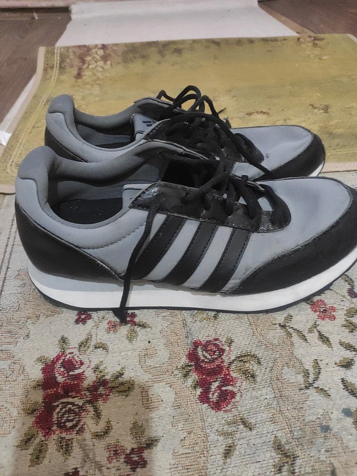 Gri Adidas Erkek Spor Ayakkabı - Görsel 2