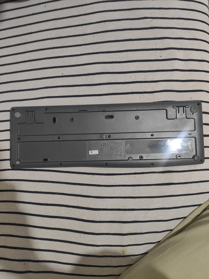 Logitech Siyah Kablosuz Klavye - Görsel 4