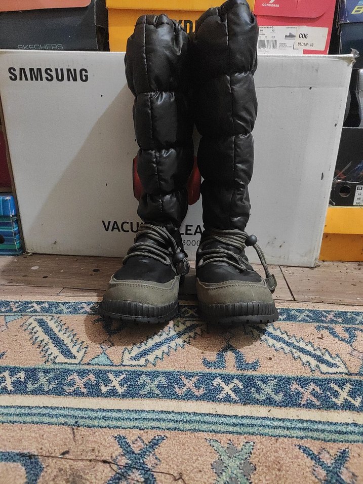 Gri Bağcıklı kar  Botu - Görsel 4