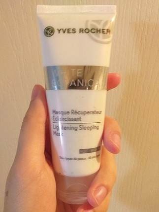 YVES ROCHER BEYAZLATICI AYDINLATICI GECE KREMİ