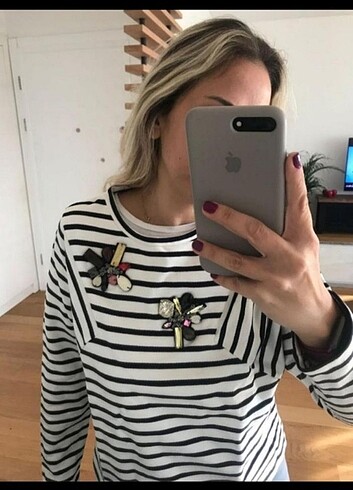 Zara taşlı cizgili sweat