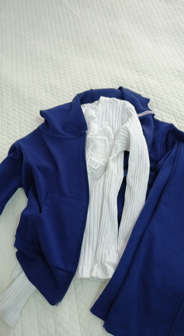 kız çocuk Lacivert Fermuarlı Eşofman Takımı üç parca - Görsel 4