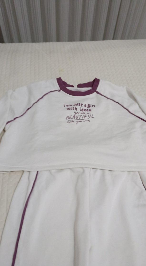 Beyaz Oversize Kız Sweatshirt ve Eşofman Takımı - Görsel 4