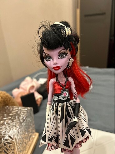  Beden Operetta