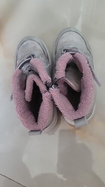 LC Waikiki Yarim bot