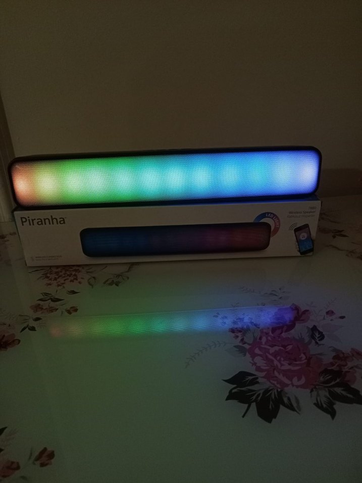 Piranha Çok Renkli Işıklı Bluetooth Hoparlör - Görsel 2