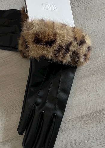 ZARA Leopar Detaylı Eldiven - Görsel 6