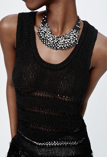 ZARA SWAROVSKİ KOLYE
