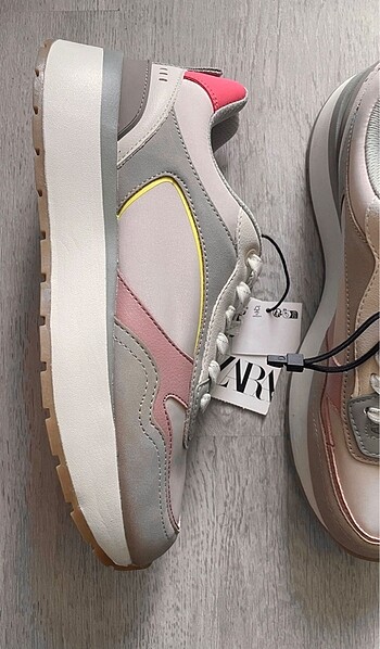 41 Beden çeşitli Renk ZARA Kadın Sneakars Koşu Ayakkabısı