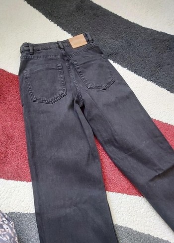 32 Beden Bershka Gri Düğmeli Bol Kesim Midi Kot Pantolon