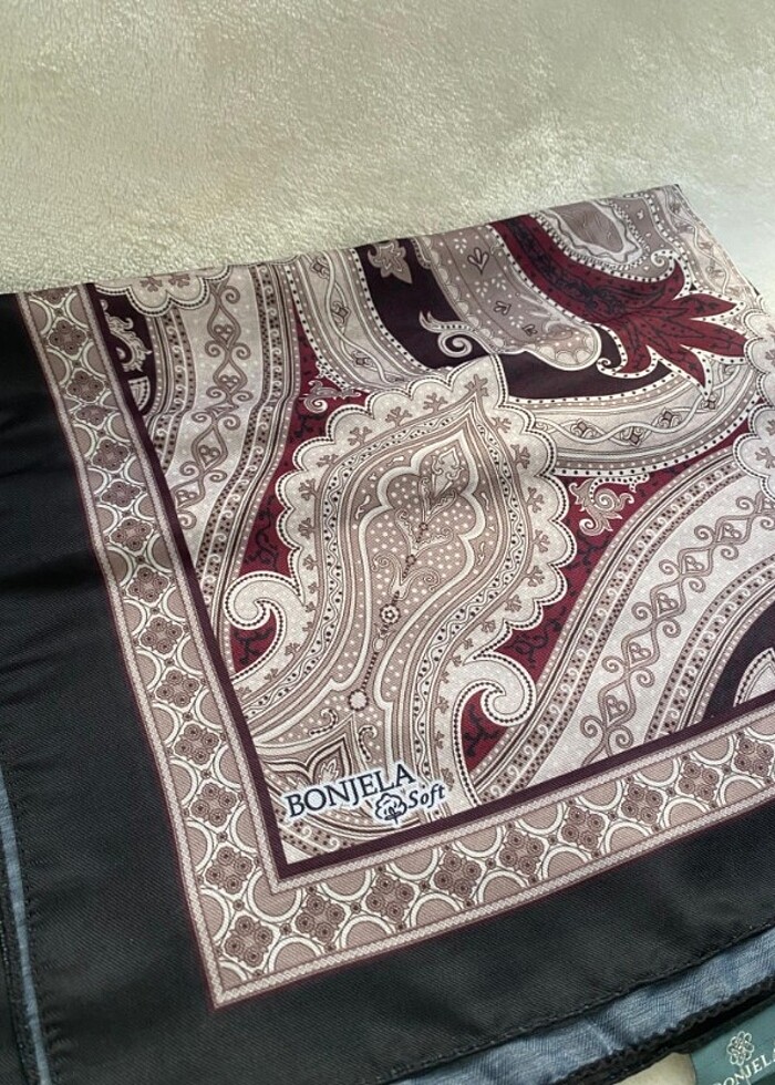 Desenli şal - Görsel 2