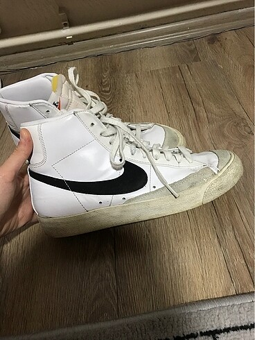 Nike Nike Blazer Mid 77