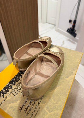 Kız Çocuk Bej Parlak Tokalı Babet Ayakkabı - Görsel 3