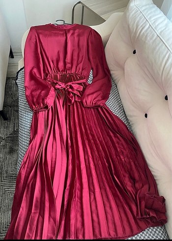 Zara Bordo Piliseli Uzun Kadın Elbise