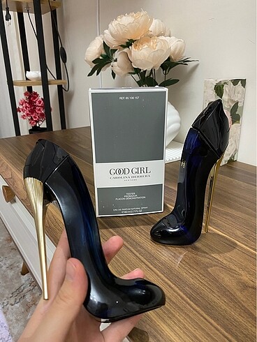 Beden Carolina herrera good girl parfüm