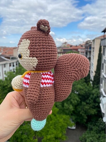  Beden Amigurumi sincap