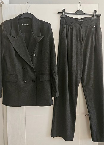 zara Gri Kadın oversize Düğmeli Takım