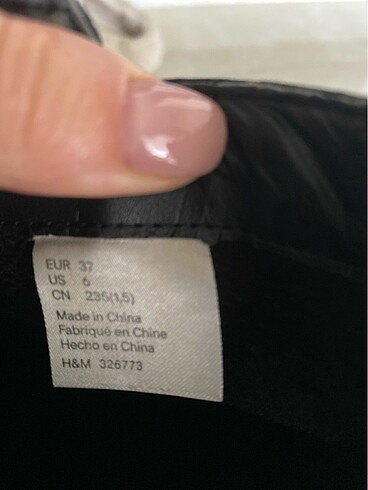 37 Beden siyah Renk H&M Süet Bot