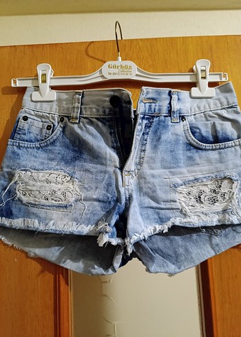 Dantel Detaylı Kadın Kot Şort Mini Bol Kesim - Görsel 2