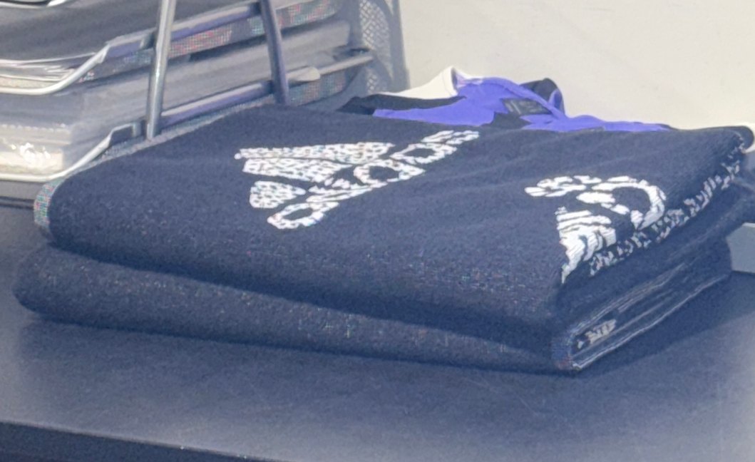 Adidas Siyah plaj havlusu - Görsel 3